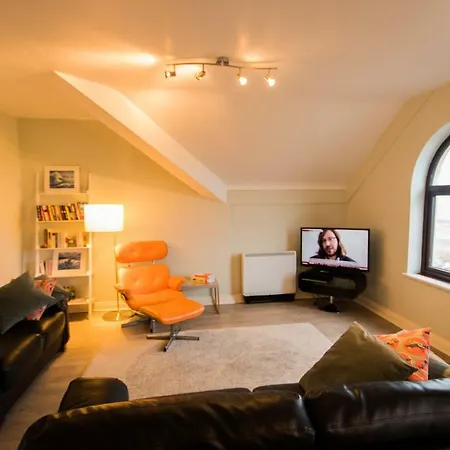 Ultimate Luxury Penthouse Overlooking The Beach And The Waves. Bundoran